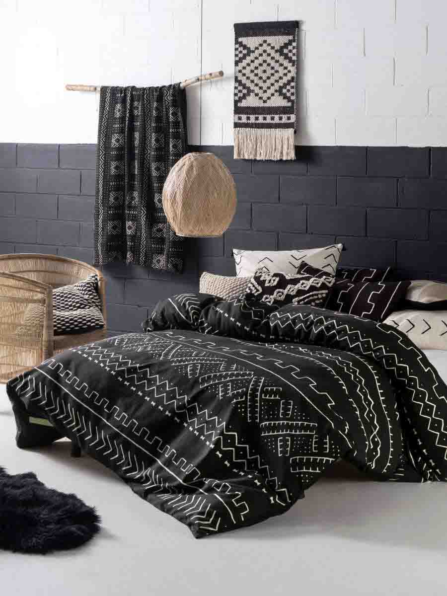 روتختی پسرانه جوان و مردانه مشکی سفید با طرح تریبال