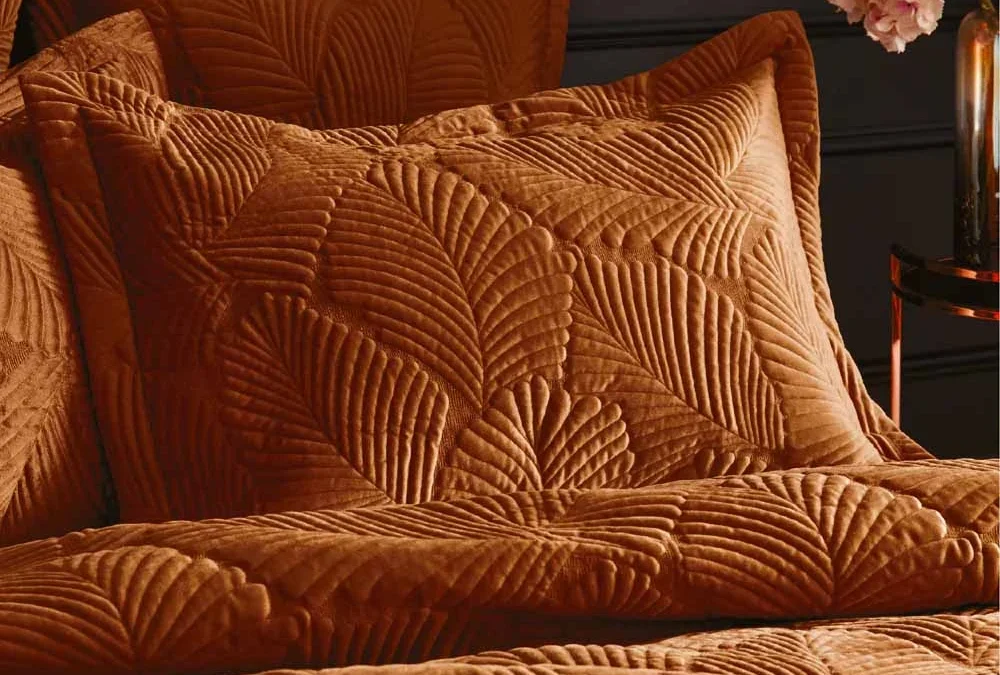 روبالشی مخمل جدید نارنجی آجری بافت دار