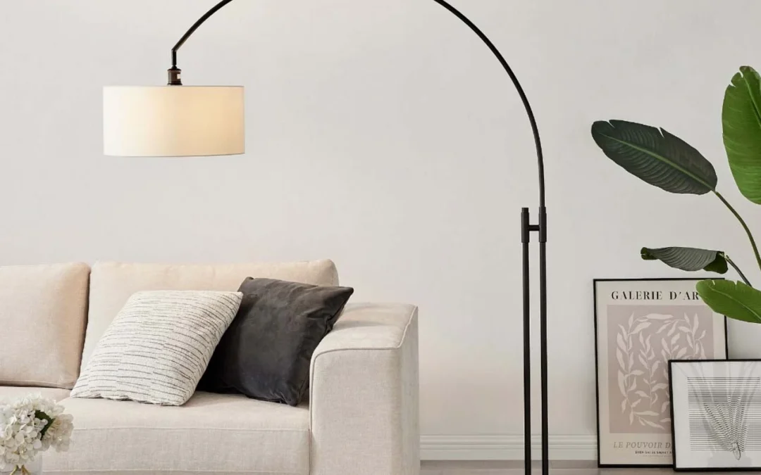 همه چیز درباره آباژور خمیده یا قوسی؛ با ویژگی ها و کاربدهای این آباژور خاص آشنا شو!