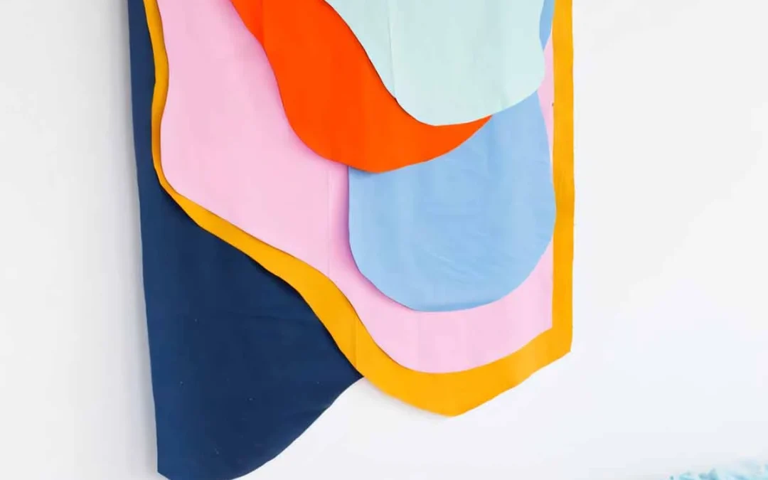 ست کردن دیوارکوب پارچه ای