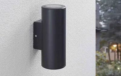 چراغ دیواری حیاطی فلزی چه مزایا و معایبی دارد؟ بررسی حرفهای ویژگی های این نوع چراغ دیواری!