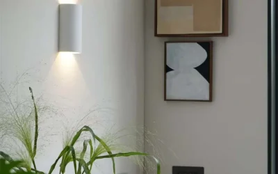 مقایسه چراغ دیواری دو طرفه یا با چراغ های دیواری معمولی – کدام مدل را بخرم؟