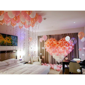 تزیین اتاق خواب عروس با بادکنک