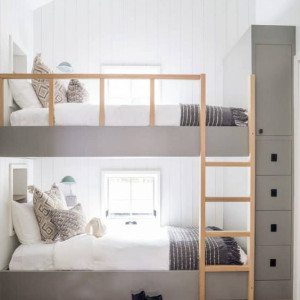 اتاق خواب مشترک بین چند نفر