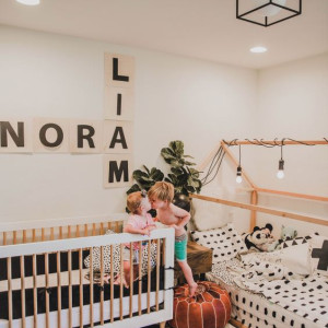 اتاق خواب مشترک بین خواهر برادر کودک و نوزاد