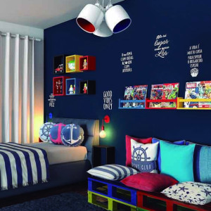 دکوراسیون اتاق کودک پسر اسپرت آبی تیره
