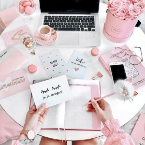 میز تحریر اتاق خواب دخترانه شیک