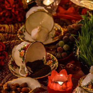 چیدمان سفره هفت سین در فنجان و نعلبکی