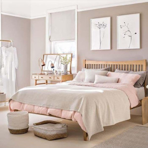 رنگ اتاق خواب بژ و صورتی