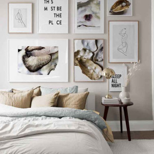 رنگ اتاق خواب طوسی و سفید و کرم