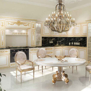 کابینت سفید طلایی مات در آشپزخانه ندوکلاسیک با بین کابینتی سنگی مشکی