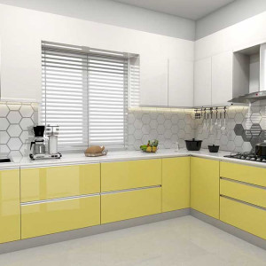 کابینت زرد و سفید ام دی اف هایگلاس در دکوراسیون آشپزخانه مدرن ال شکل با کاشی بین کابینتی سفید طوسی